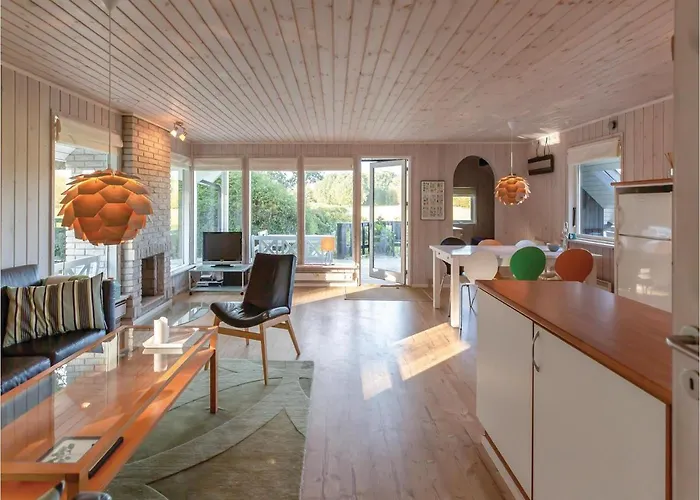 Three-bedroom In * Asperup