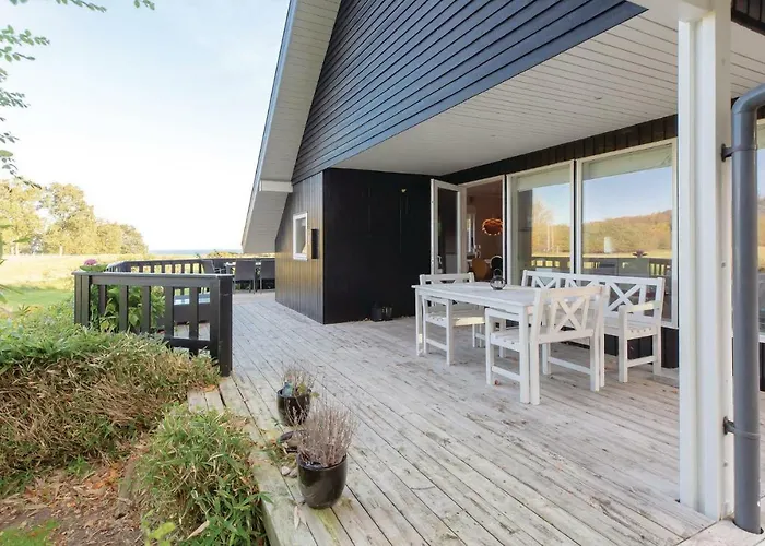 Three-bedroom In * Asperup