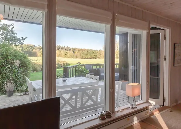 Three-bedroom In Asperup